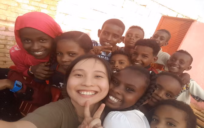 Sáu tháng làm cô giáo ở Sudan