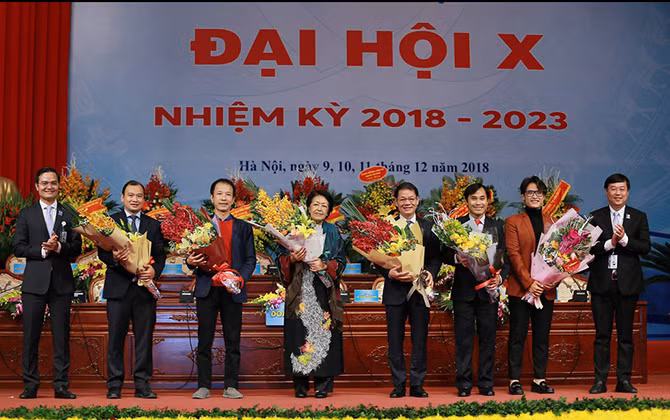 Ra mắt Hội đồng tư vấn, đồng hành với sinh viên Việt Nam