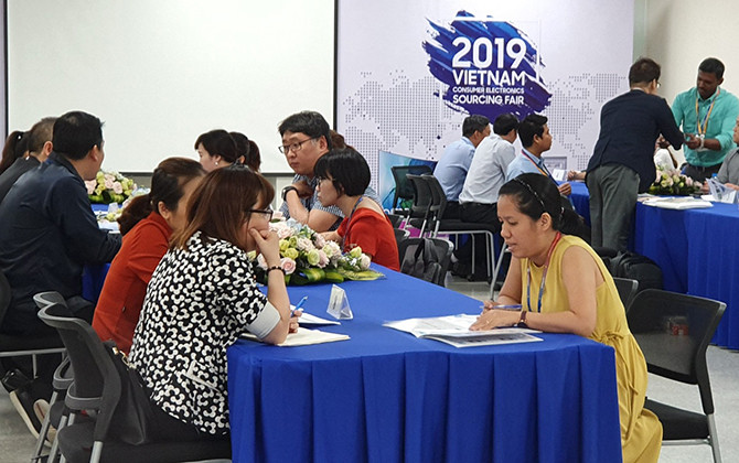 Samsung sẵn sàng hỗ trợ doanh nghiệp tham gia vào chuỗi cung ứng tại Việt Nam