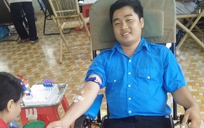 Thi lại đại học để tham gia tình nguyện