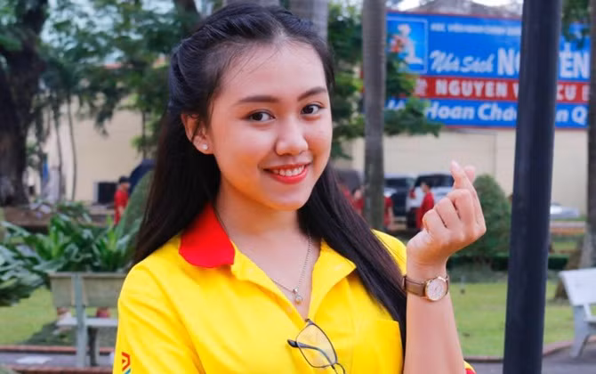Cô MC say mê hoạt động Đoàn, Hội