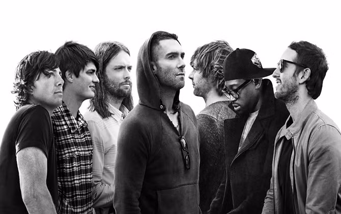 “Đen đủ đường” như Maroon 5: Con đường đến “Super Bowl Halftime Show 2019” toàn rắc rối