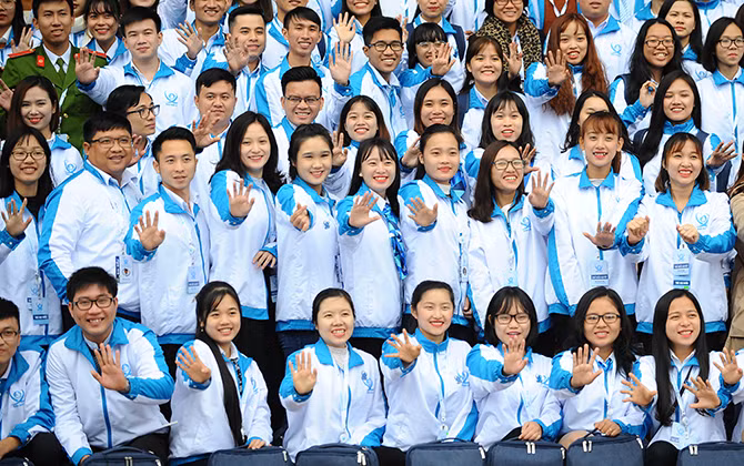 Bí thư thứ nhất Trung ương Đoàn Lê Quốc Phong đối thoại trực tuyến với thanh thiếu nhi