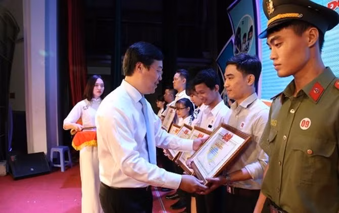 Lan tỏa những câu chuyện đẹp trong sinh viên