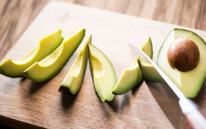 Chuyện thật như đùa: Bạn có thể được trả tiền để ăn quả bơ hàng ngày!