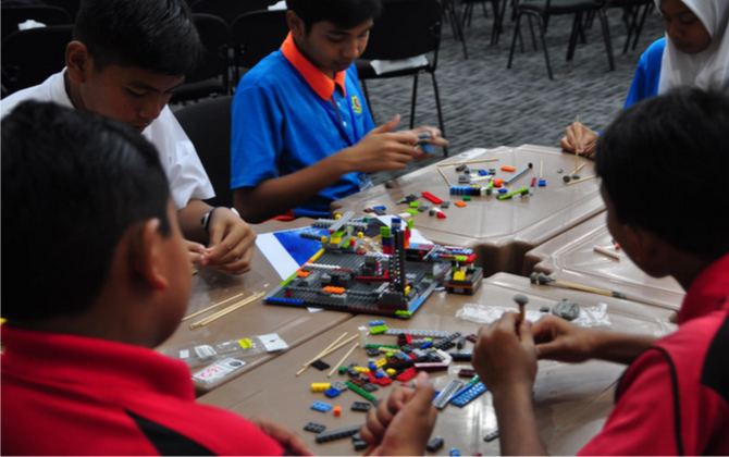 Tổ chức "STEM Day" cho học sinh THPT Hà Nội