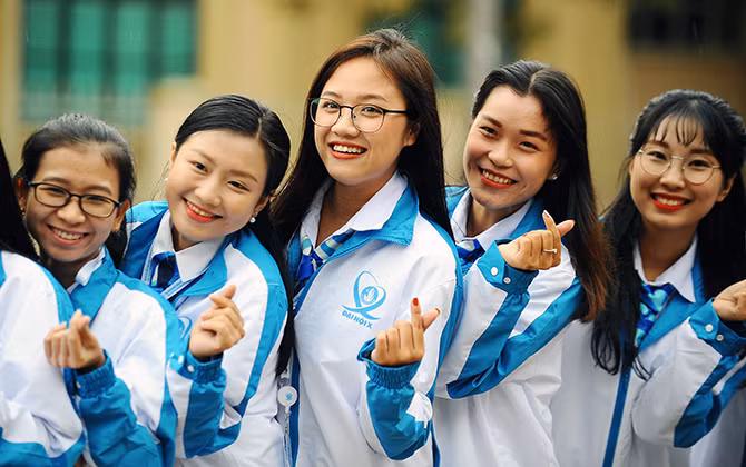 Đại biểu rạng ngời trước giờ khai mạc Đại hội X