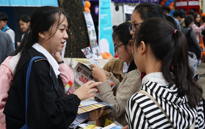 Sôi nổi ngày hội Tư vấn tuyển sinh - Hướng nghiệp 2019