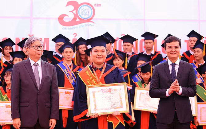 72 đồ án tốt nhiệp xuất sắc được trao giải thưởng Loa Thành