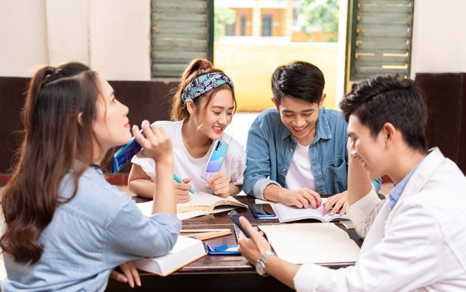 Khoe vẻ đẹp lung linh ngày tựu trường chỉ sau một cú chạm