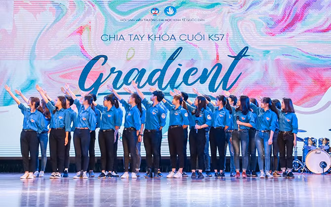 Hội tổ chức chia tay cho sinh viên năm cuối