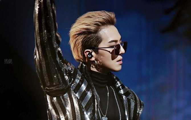 Tuổi còn rất trẻ nhưng Song Mino (WINNER) đã có nỗi lo như một ông già