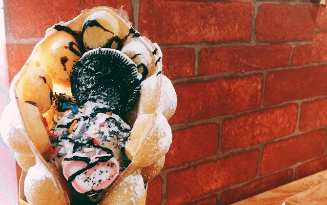 Bánh trứng gà non kẹp kem - món kem đậm vị trứng ngon khó cưỡng