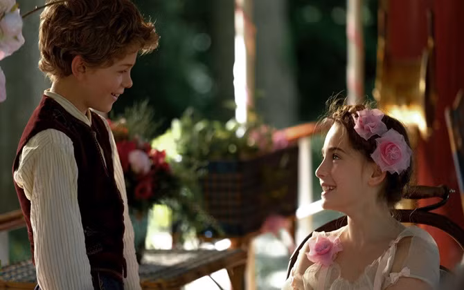 3 điểm khác biệt giữa tiểu thuyết gốc và phiên bản điện ảnh "Không gia đình"