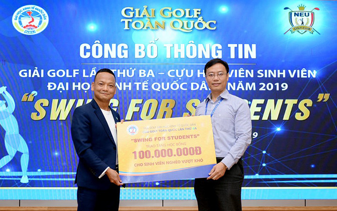 Cựu sinh viên Đại học Kinh tế Quốc dân tổ chức giải Golf lần 3