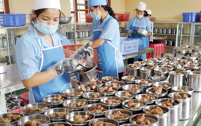 TP.HCM áp dụng quy định mới: Các trường không giữ xe máy trên 50 phân khối của học sinh