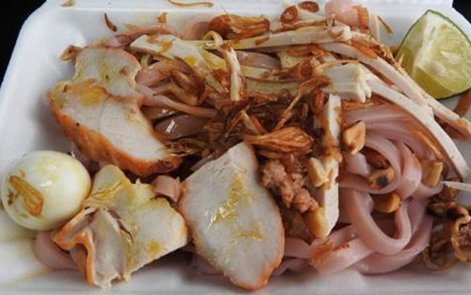 Làm ấm bụng với thực đơn đặc sản hè phố ngon "dzách lầu" trong những ngày Sài Gòn "lập Đông"