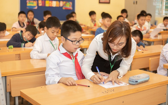 Khai mạc Cuộc thi Olympic Tiếng Anh Tiểu học lần thứ 16