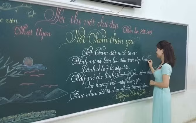 Cư dân mạng choáng ngợp trước kỹ năng “viết như in” của các giáo viên tiểu học