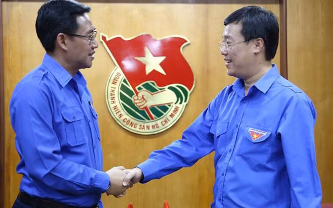 Tăng cường giáo dục thanh niên về quan hệ truyền thống hai nước Việt - Lào