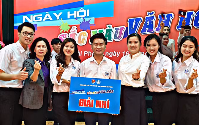 Ngày hội Sắc màu văn hoá dành cho sinh viên Hải Phòng