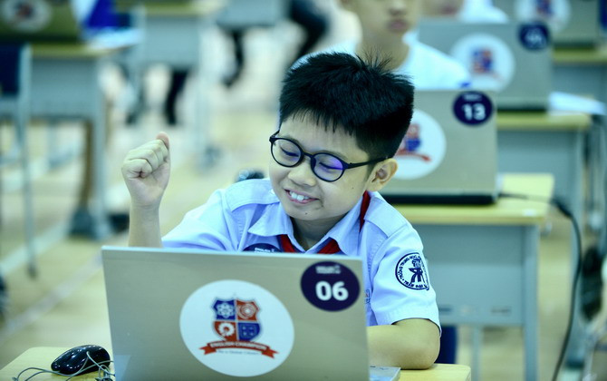 “Nghẹt thở” vòng đấu loại trực tiếp English Champion 2019
