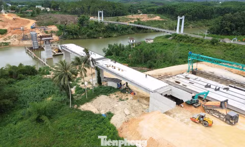 Dự án thay thế cầu ‘già nua’ trên sông Hương hiện ra sao?