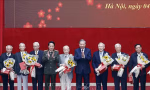 Tổng Bí thư Tô Lâm gặp mặt cán bộ công an cấp cao các thời kỳ