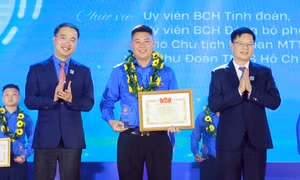 Tuyên dương 60 ‘thủ lĩnh áo xanh’ Thái Nguyên