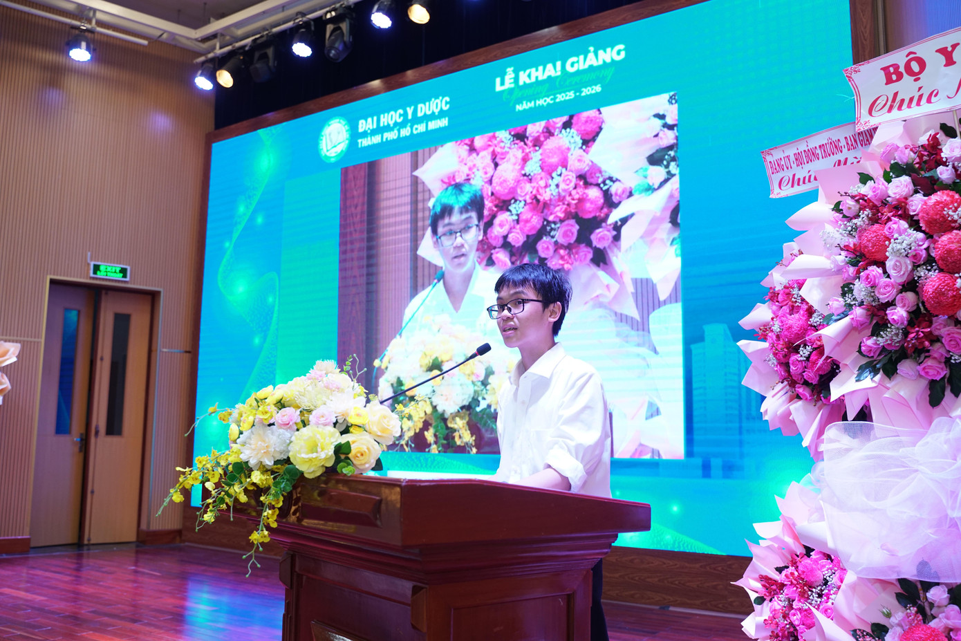トラン・ドゥック・タイ氏は2025年にホーチミン市医科薬科大学の卒業生代表となった。 soc01704-min.jpg