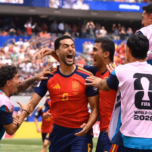 TIN NÓNG WORLD CUP: Tây Ban Nha ‘quật ngã’ Bỉ 2-1, 'Siêu dự bị' tiếp tục lên tiếng