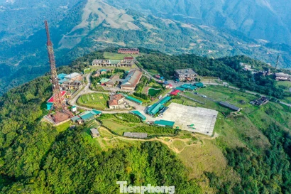 Đỉnh Mẫu Sơn sắp thành khu du lịch, nghỉ dưỡng đẳng cấp 