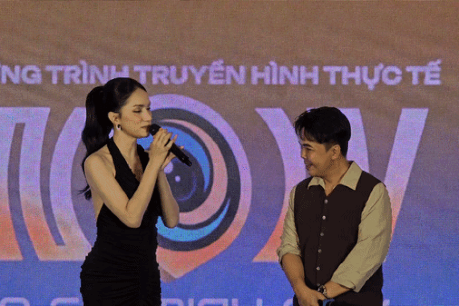 Hoa hậu Hương Giang hé lộ dàn khách mời quốc tế tham dự fan meeting