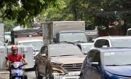 Hiện trạng tuyến đường xuống cấp sắp được UBND Hà Nội chi 2.100 tỷ mở rộng