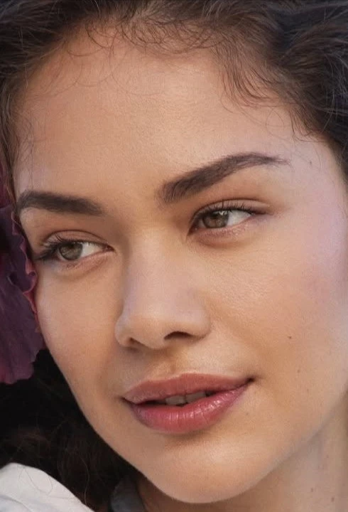 Người mẫu cao 1,82 m đăng quang Hoa hậu Pháp