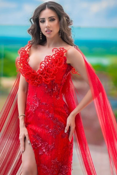 Nhan sắc thí sinh đầu tiên của Miss Charm 2026