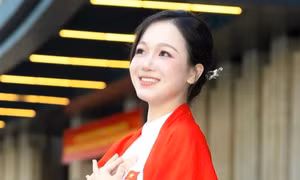 Nữ sinh ẵm trọn cả danh hiệu thủ khoa đầu vào và đầu ra trường đại học với 4 bài báo quốc tế
