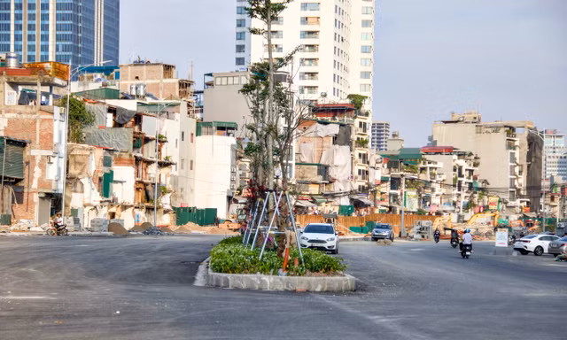 Đường 'đắt nhất hành tinh' dự kiến thông xe dịp 2/9
