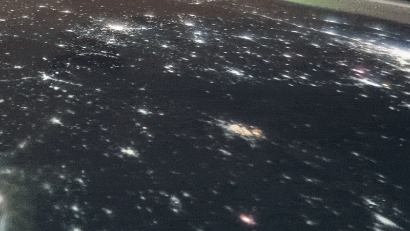 Hình ảnh hiếm ghi lại quỹ đạo bay của hàng chục tên lửa Nga từ không gian