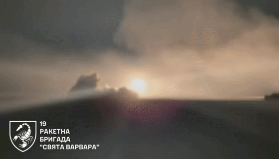 Tổng thống Ukraine Zelensky công bố video tên lửa Flamingo tấn công sâu vào lãnh thổ Nga