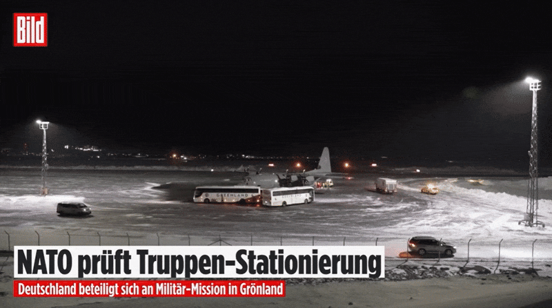 Binh sĩ châu Âu đặt chân xuống đảo Greenland