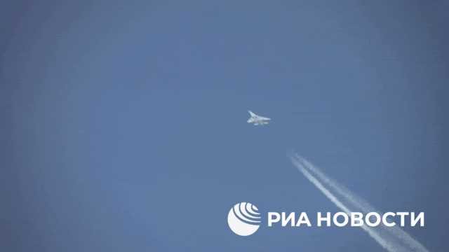 Máy bay ném bom Nga xuất hiện gần không phận, Nhật Bản lập tức điều tiêm kích ứng phó