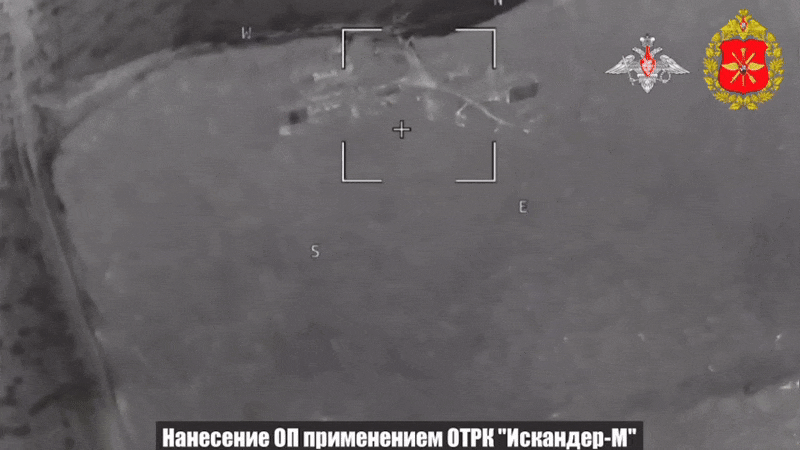 Khoảnh khắc tên lửa Iskander-M của Nga phá hủy hàng loạt hệ thống phòng Ukraine