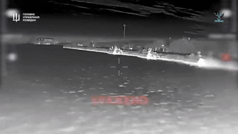 Ukraine tung video tập kích hàng loạt thiết bị quân sự Nga ở Crimea