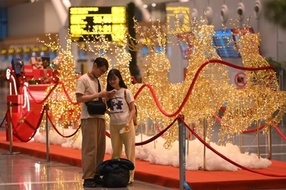 Điểm check-in mới toanh mùa Giáng sinh ở nhà ga hiện đại nhất Việt Nam 