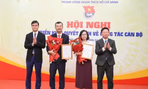 Trao quyết định bổ nhiệm hai Phó Tổng Biên tập Báo Tiền Phong