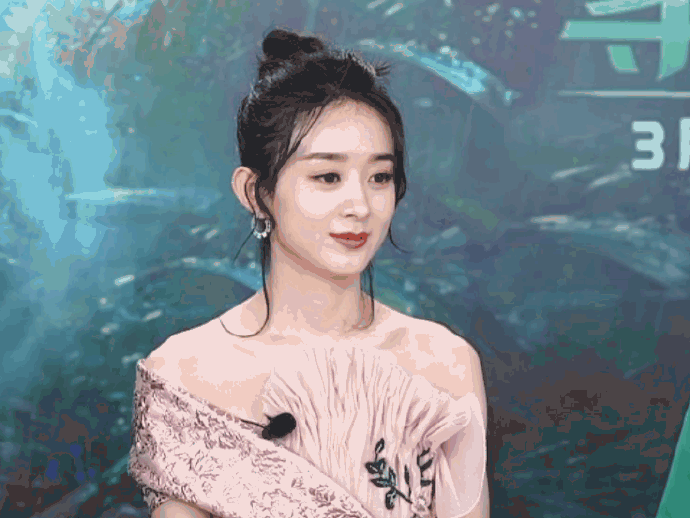 ‘Mẹ bỉm sữa’ Triệu Lệ Dĩnh xinh đẹp, ngọt ngào như công chúa ảnh 7