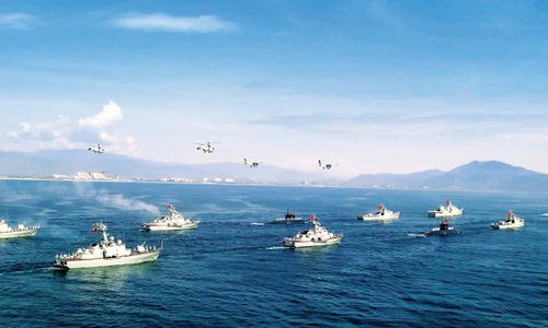 Các biên đội tàu và máy bay tham gia diễu binh