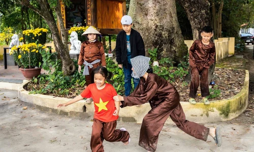 Miếu Thái giám ở làng cổ Phong Nam trở thành điểm du lịch cộng đồng thu hút