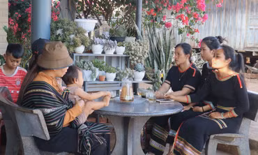 Đắk Lắk 'đi từng ngõ, gõ từng nhà' lan tỏa về ngày hội bầu cử